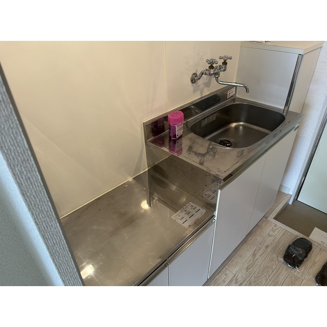 ライトサーム久米川205号室 キッチン