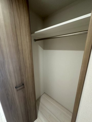 GENOVIA西横浜0802号室 収納