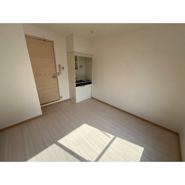 FLAT5川崎大師406号室 リビング