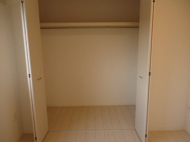 フィールドハイツ クローゼット