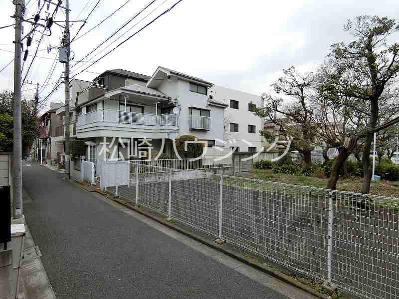 アーバンプレイス高円寺南Ａ棟1階 同建物別部屋の参考画像