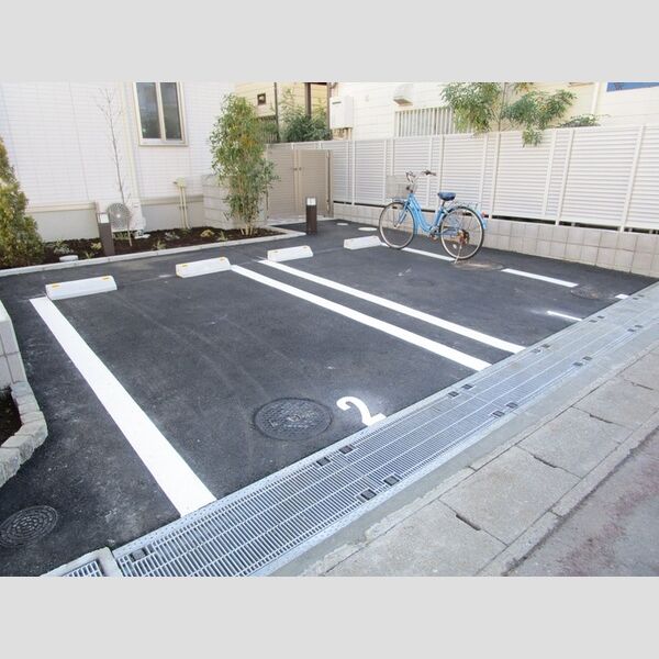 フォルトゥーナ北葉 駐車場(要空き確認)