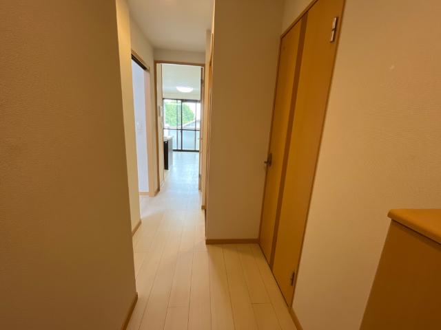 ルミナス206号室 廊下