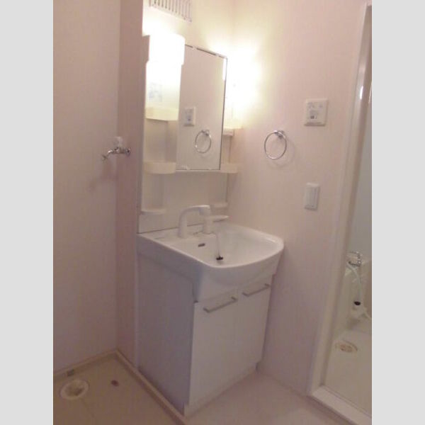 ラ カンパネラ　A 洗髪洗面化粧台