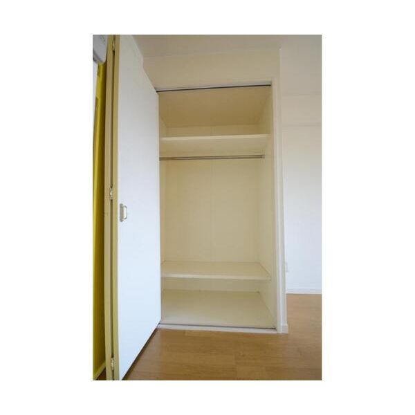 フォンターナ相模大野101号室 リビング