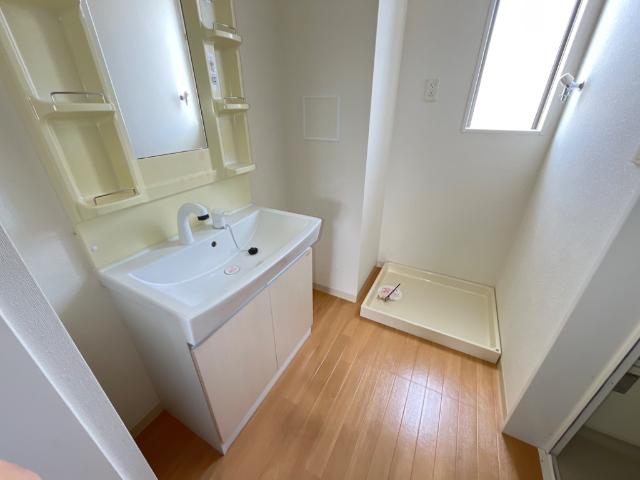 ルミナス飯泉 洗面（イメージ）