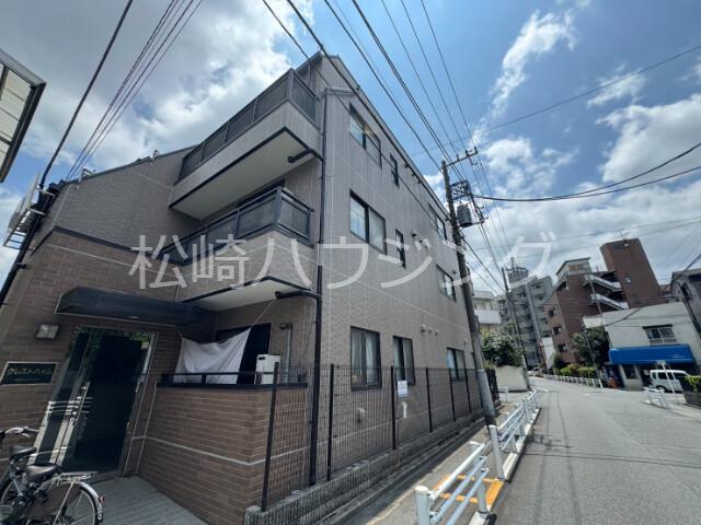 クレストハイムの外観画像