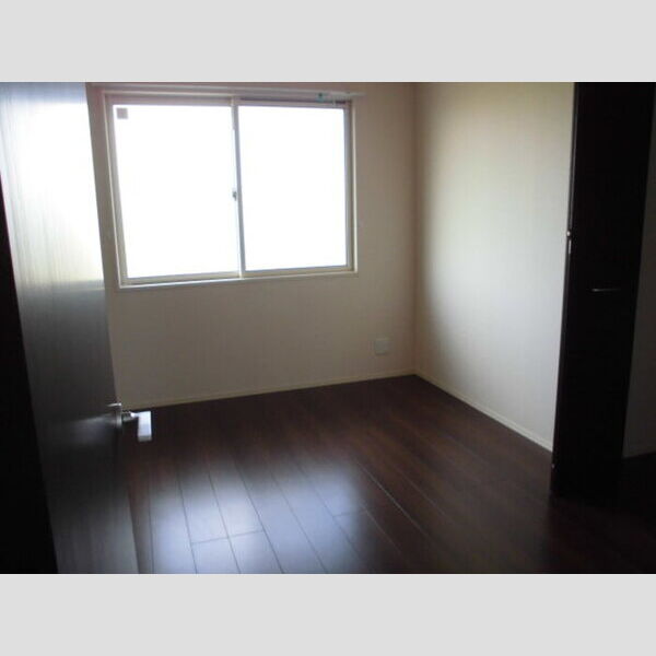 なんてんの郷　Ⅱ201号室 洋室6.8帖