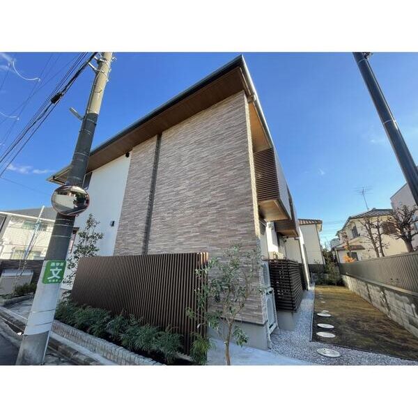 BLANCHIR.COMME 外観