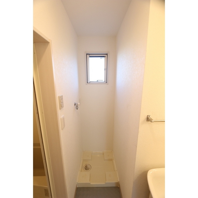 ＲＯＮＤⅤ番館103号室 洗濯機スペース