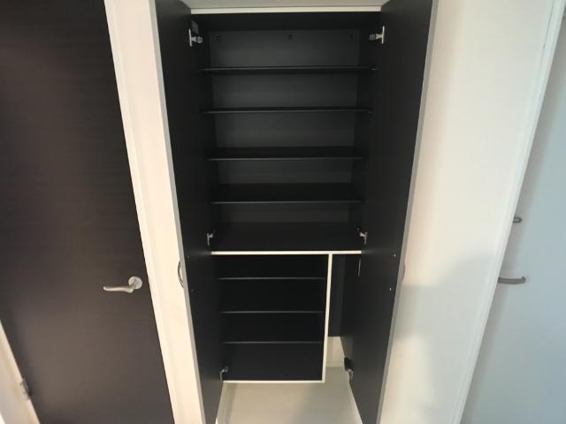 Ｌｏｔｕｓ　Ｖｉｓｔａ　堀の内（ロータス ヴィスタ・堀の内） 下駄箱