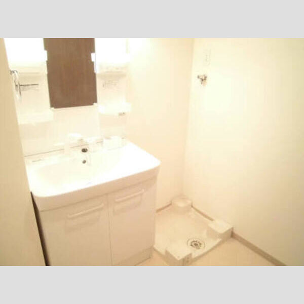 WHITE　RESIDENCE 洗面