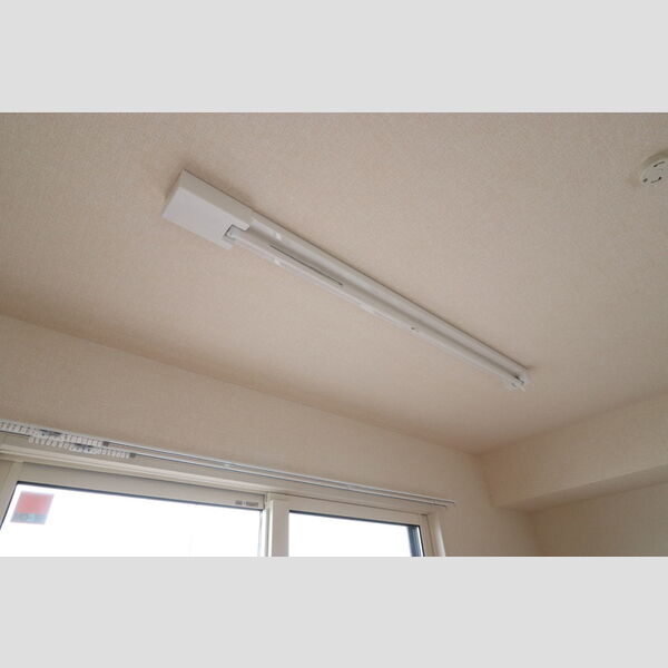 イグレット　2番館301号室 室内物干し