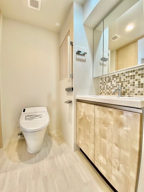 クレヴィアリグゼ中野新井薬師 トイレ