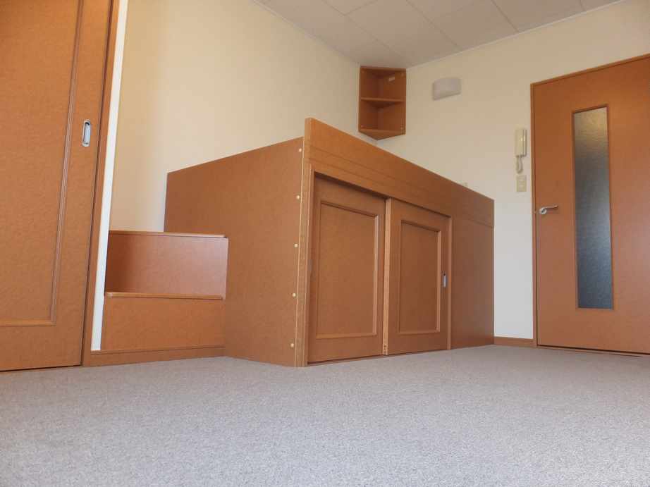 レオパレスフローラ 寝室