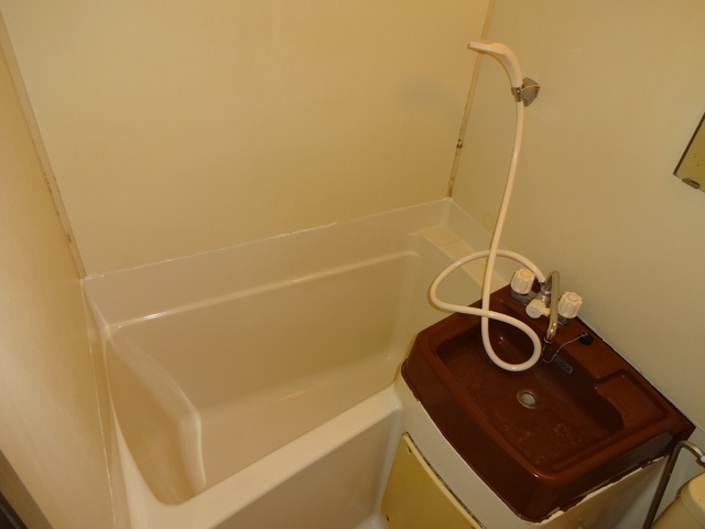 サンシティ１0306号室 バス