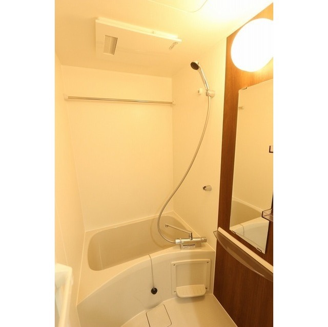 Ｍａｉｓｏｎ　ｄｅ　ｌａ　ｐｌａｇｅ202号室 お風呂