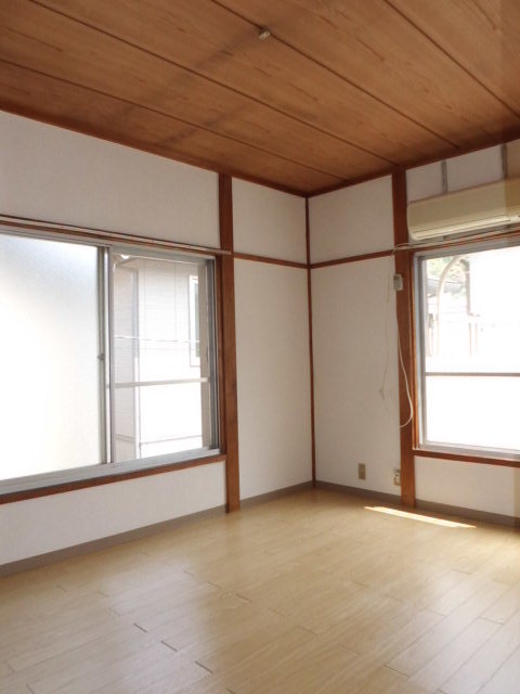 大豆戸ハイツ リビング