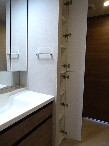 ライオンズ船橋本町マークスフォート 洗面所　※前回募集時／2024年5月の写真