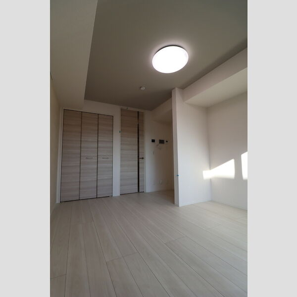 D-ROOM PREMIUM 多磨霊園駅203号室 リビング