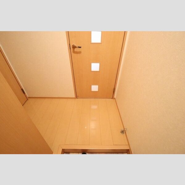 シェ・コパン105号室 玄関スペース