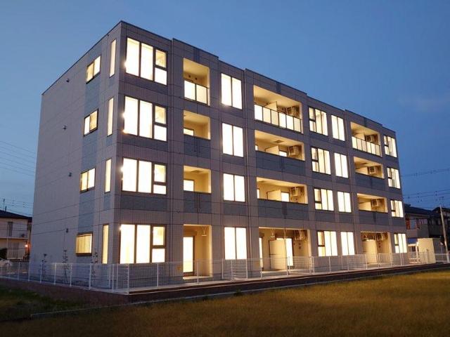 Ｕｎ　ｈｏｍｍｅ（アンノーム） 外観写真（夜）