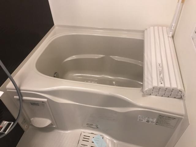 ガーデンロッジ バス