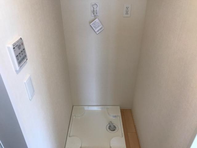 エイコンフィールドⅠ101号室 洗濯機置場