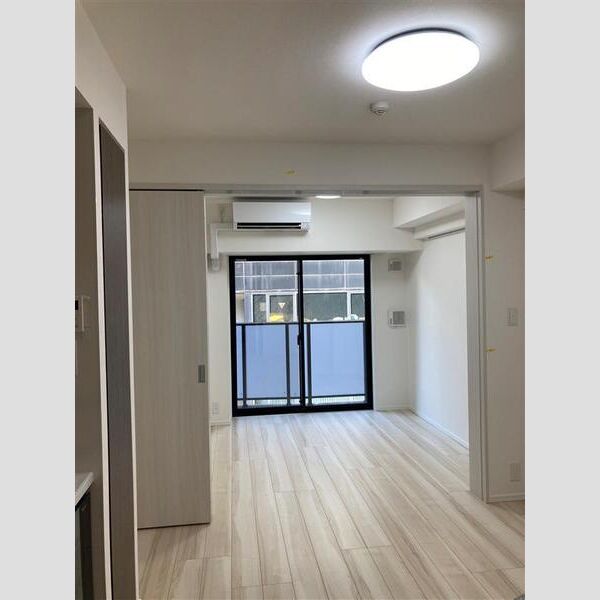 S-RESIDENCE新宿御苑1403号室 リビング