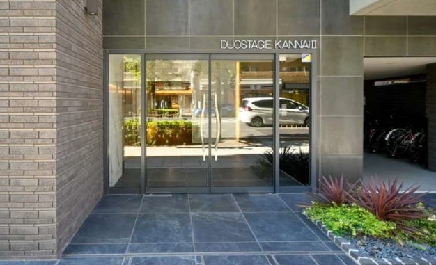 デュオステージ関内Ⅱ エントランス