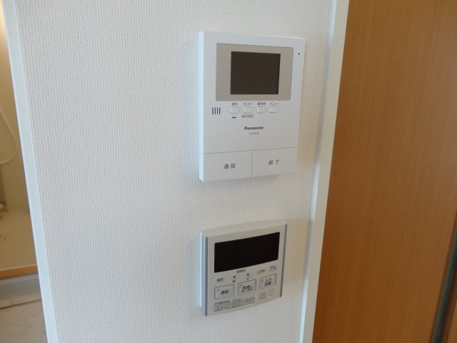 メゾン　グレイス103号室 カメラ付インターホン