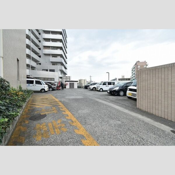 シティハイツオーキッド 駐車場