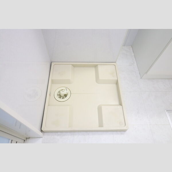 パドック　A 室内洗濯機置き場