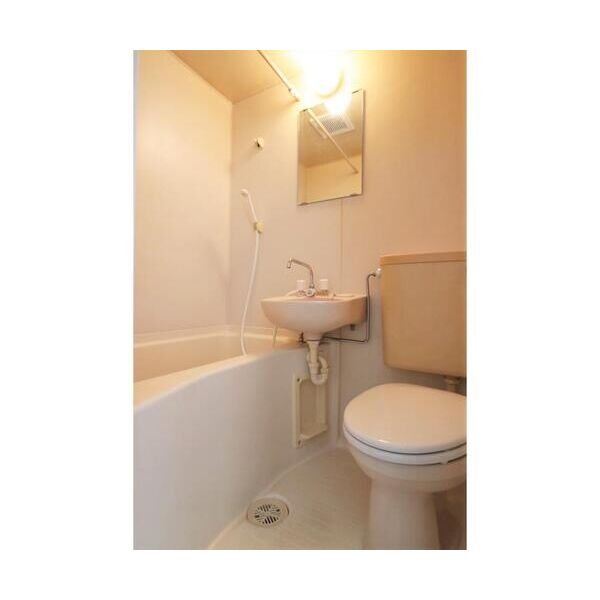 エステート亀ヶ谷211号室 お風呂