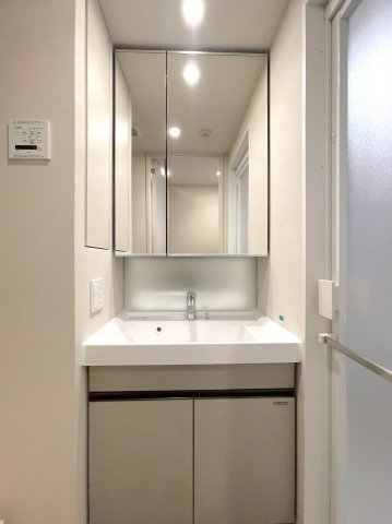 プライムメゾン千葉新町0413号室 洗面