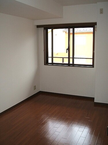 菊名レジデンシアプラザ 洋室約6.0畳　※2011年3月撮影