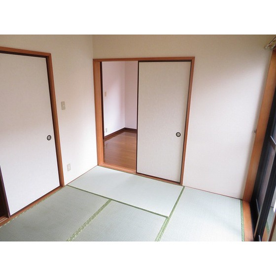 ハイツ・セシボン 和室