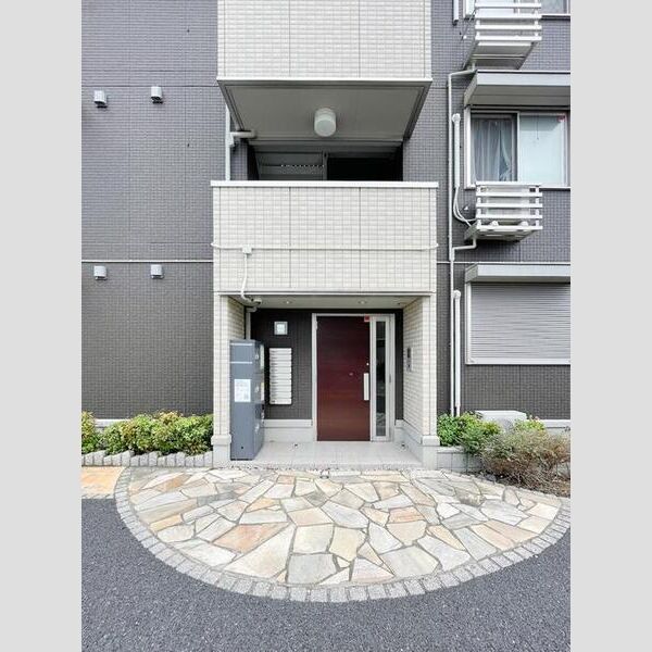 ロイジェントパークス レイクタウン Ⅲ　O エントランス