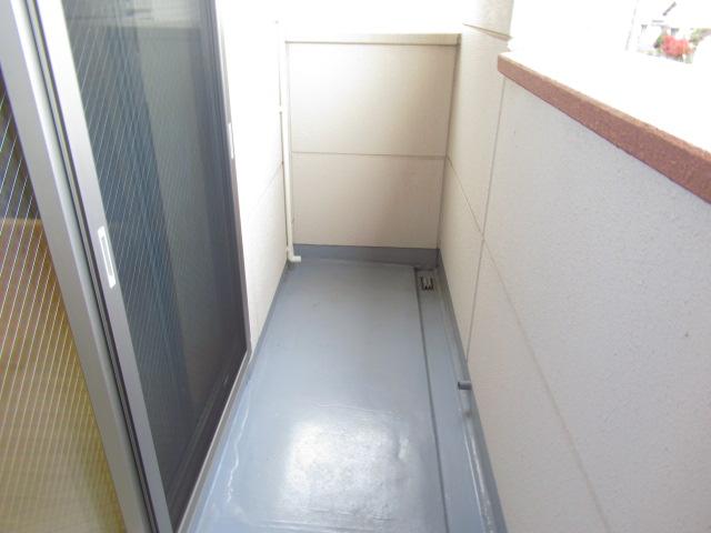 シェルル・ロコＢ202号室 ベランダ