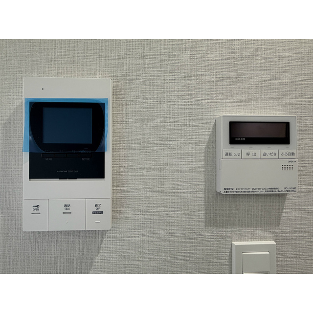 プレール・ドゥーク亀戸小村井202号室 TVモニター付インターフォン