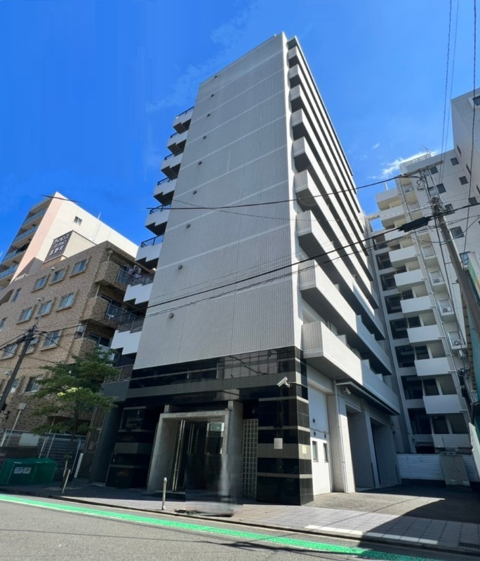 ヴィータローザ横浜吉野町3階 外観