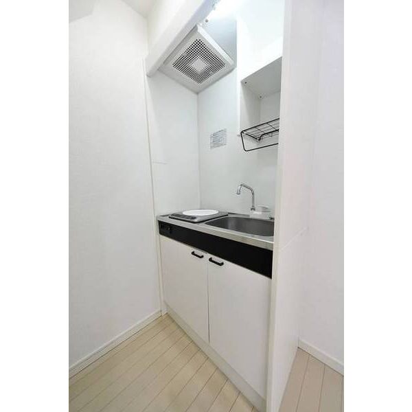 フルーレ高円寺0105号室 キッチン