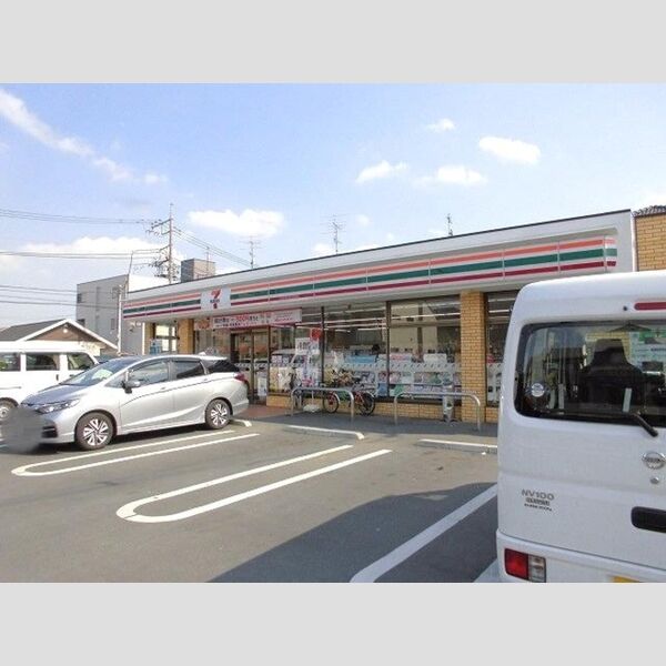 グリーンハイツ103号室 セブンイレブンさいたま曲本3丁目店(662m)