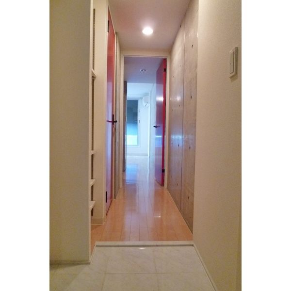 ZESTY春日町0104号室 内観