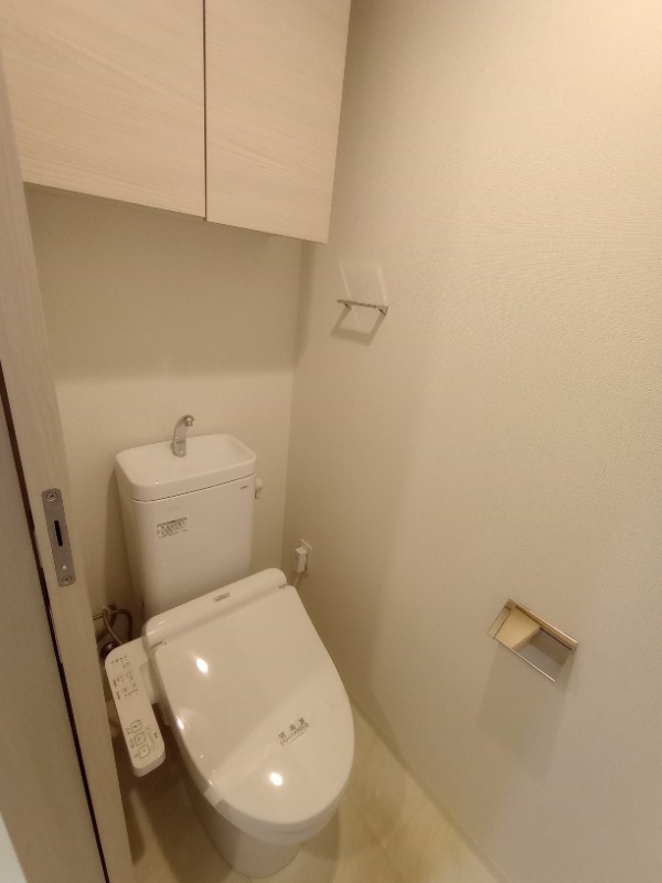 クレイシア秋葉原ラグゼスウィート2階 トイレ