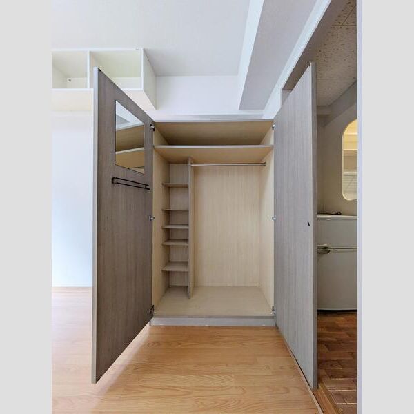 ドミトリー白根106号室 玄関