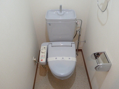 ライオンズステージ麻布9階 トイレ　※前回募集時2022年7月撮影の写真