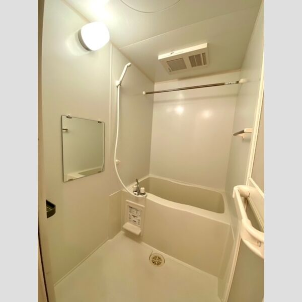 ウィステリアⅡ 202号室　浴室乾燥機あり