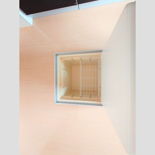 カルチェラタン 床下収納