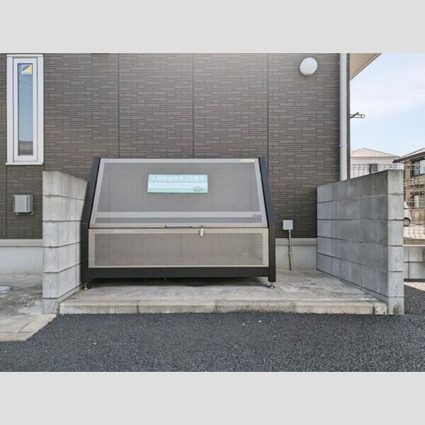 フェニックス ゴミ置き場